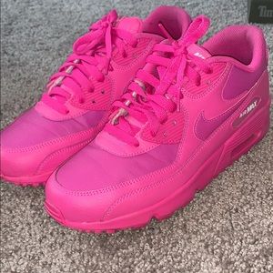 Bubble gum pink airmax